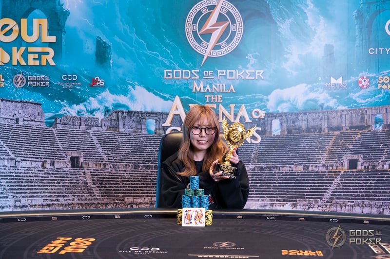 Champion - Honoka Suzuki